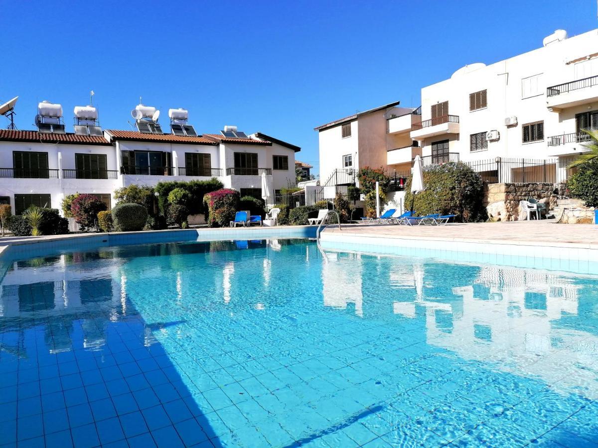 Margarita Gardens - Self Service Apartments Paphos Exteriér fotografie